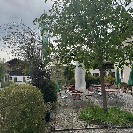 Landgasthof Neuwirt Hotel