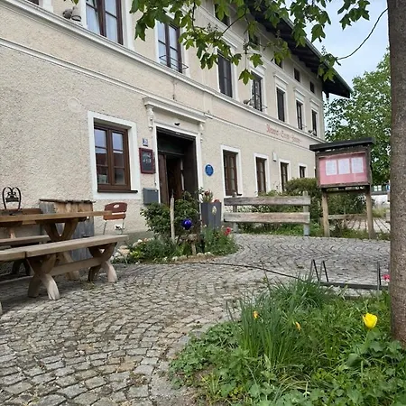 Ξενοδοχείο Landgasthof Neuwirt Seeon-Seebruck